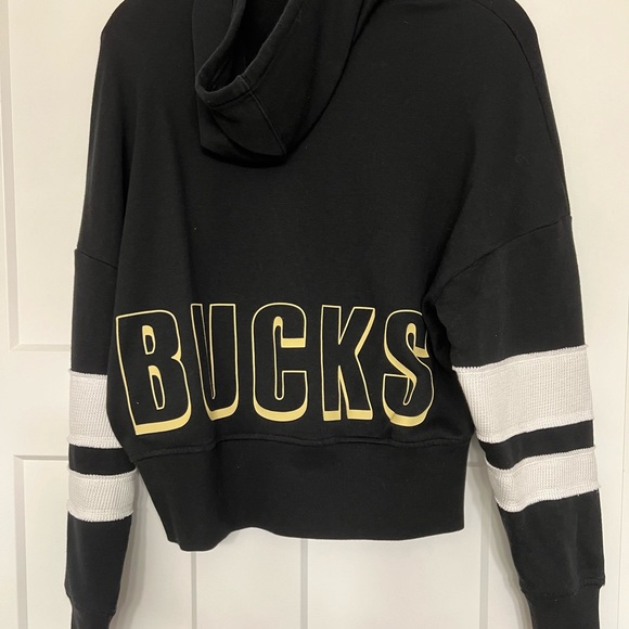 Milwaukee Bucks Junkfood cropped hoodie - Picture 2 of 2
